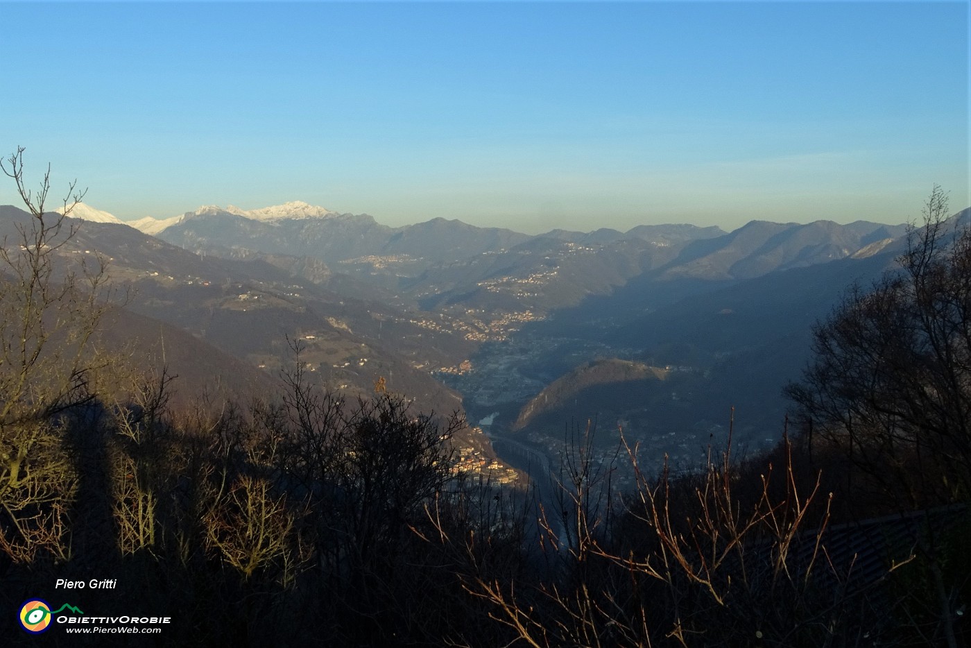 71 Vista verso Sedrina, Ubiale, Zogno e Val Serina.JPG